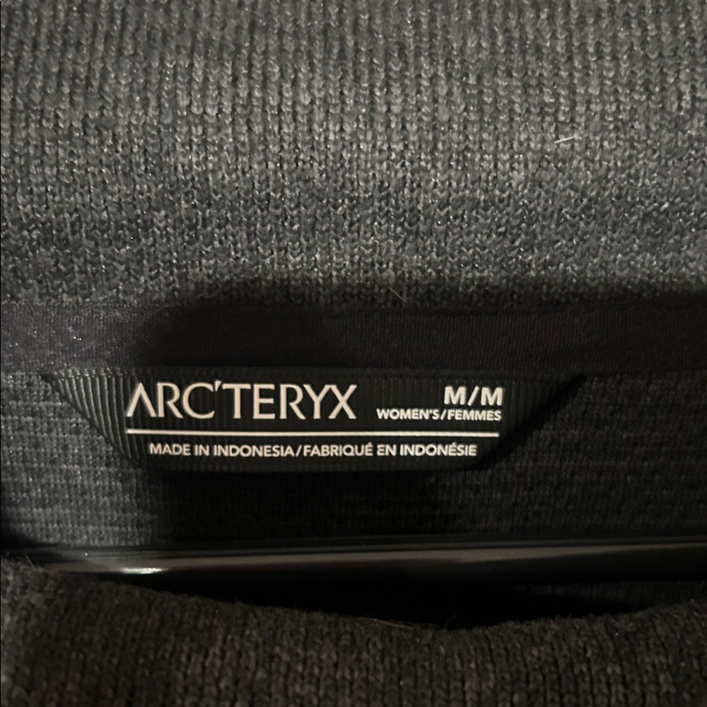 Arc’teryx Laina Sweater - Picture 2 of 4